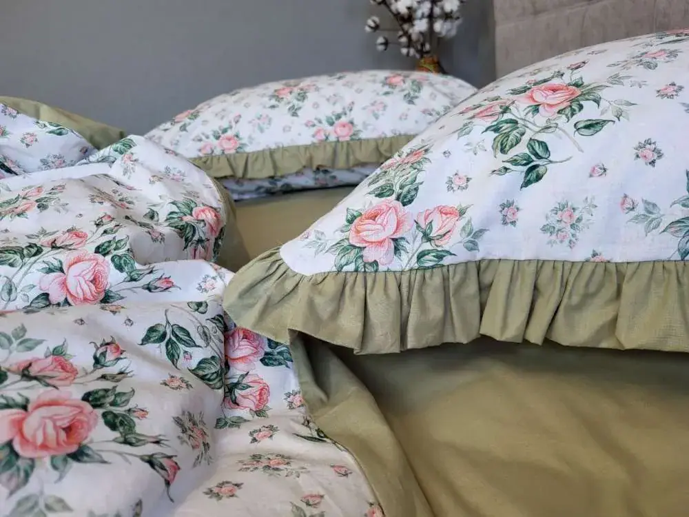 Елітна постільна білизна Каприз, cotton з рюшею (3)