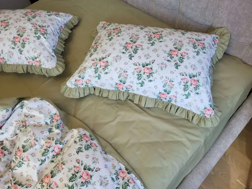 Елітна постільна білизна Каприз, cotton з рюшею (5)