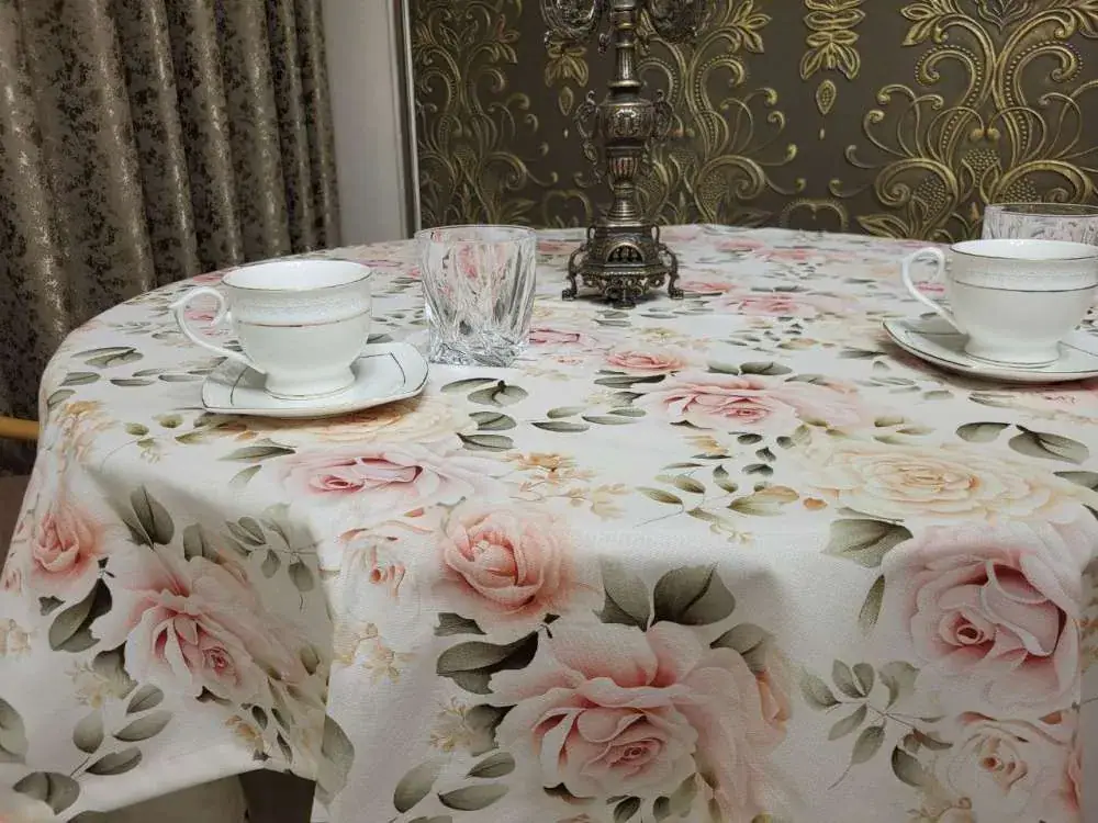 Овальна скатертина Чайна троянда для кухні (2)