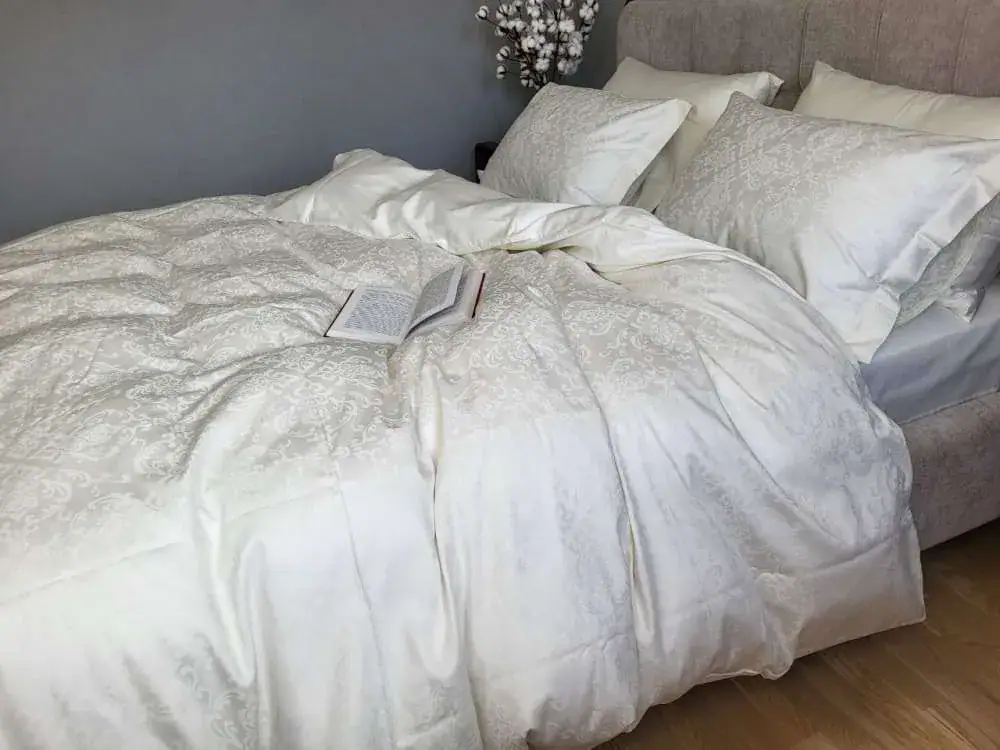 Елітна постільна білизна з сатину JACQUARD CASPE IVORY (2)