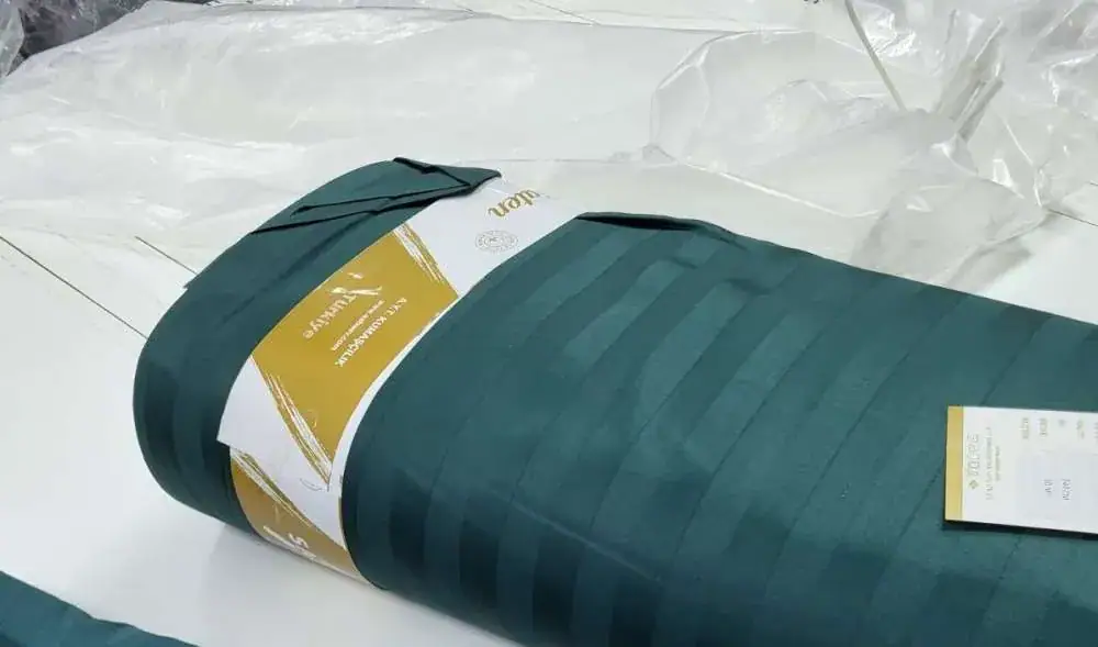 Элитное постельное белье сатин мульти-страйп Stripe PREMIUM DEEP EMERALD 2x2см (7)