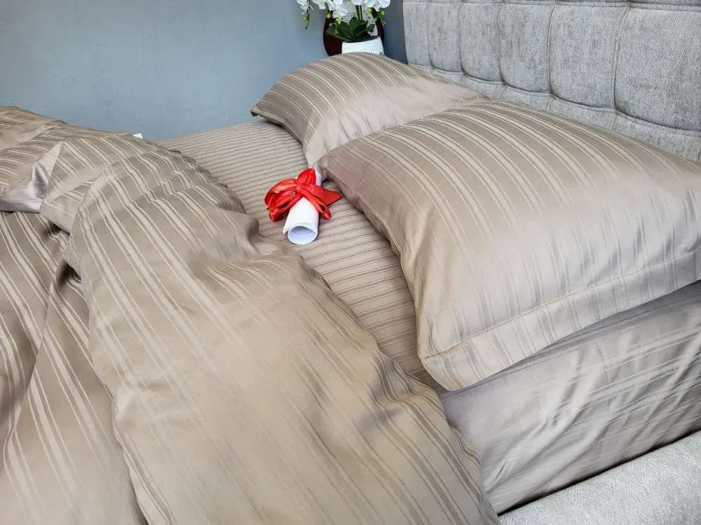 Елітний комплект постільної білизни Satin Multi Stripe Cacao (2)