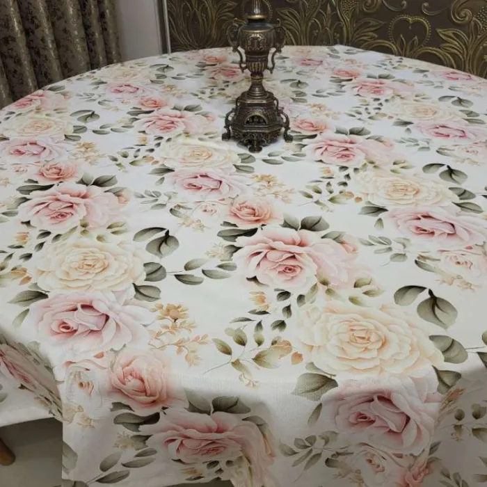 Кругла скатертина Чайна троянда для кухні (1)