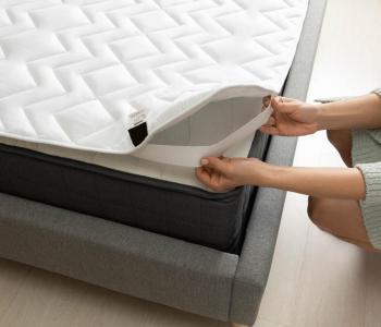 Наматрацник Comfort з еластичними стрічками по кутах